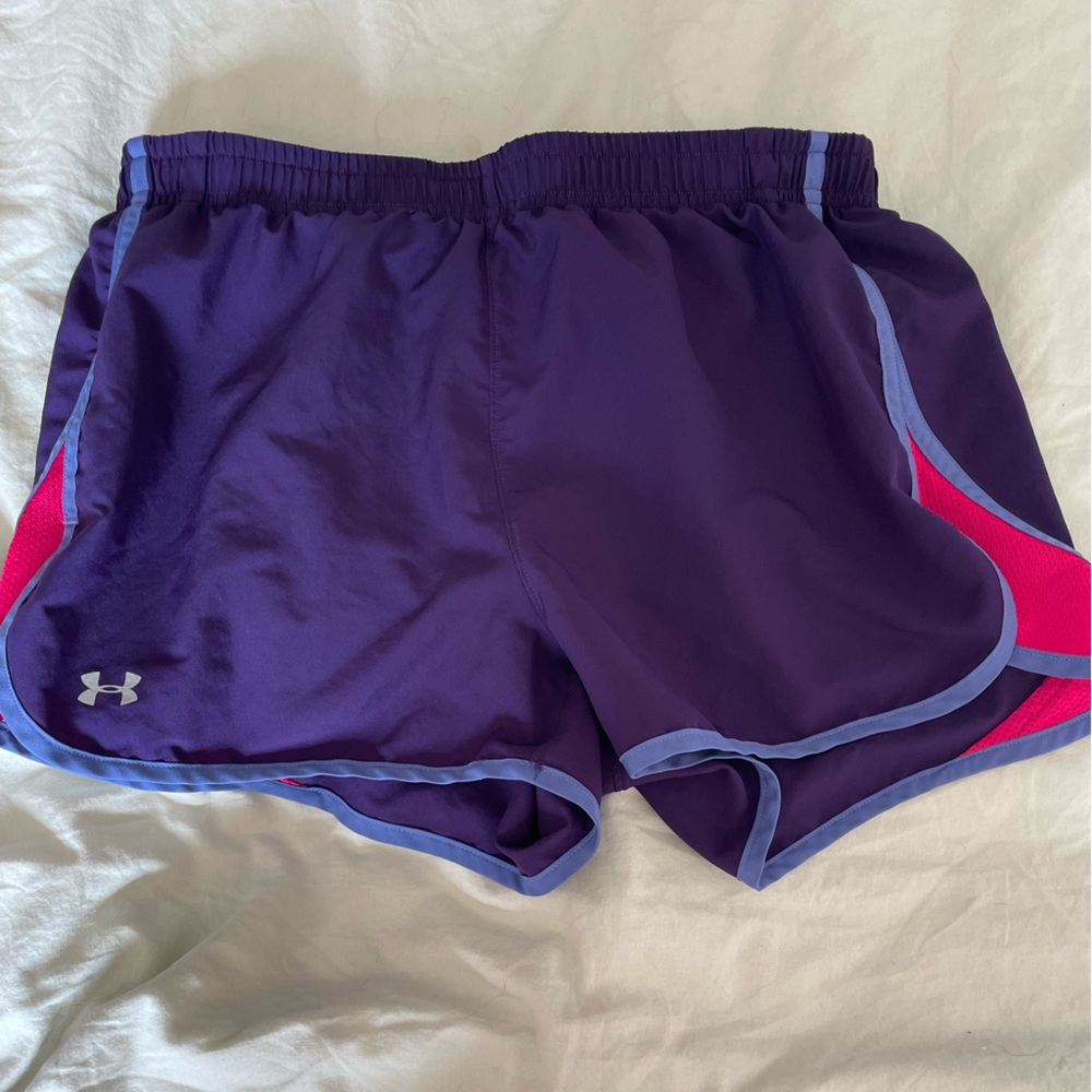 🏃🏻‍♀️ Under Armor purple & pink running shorts